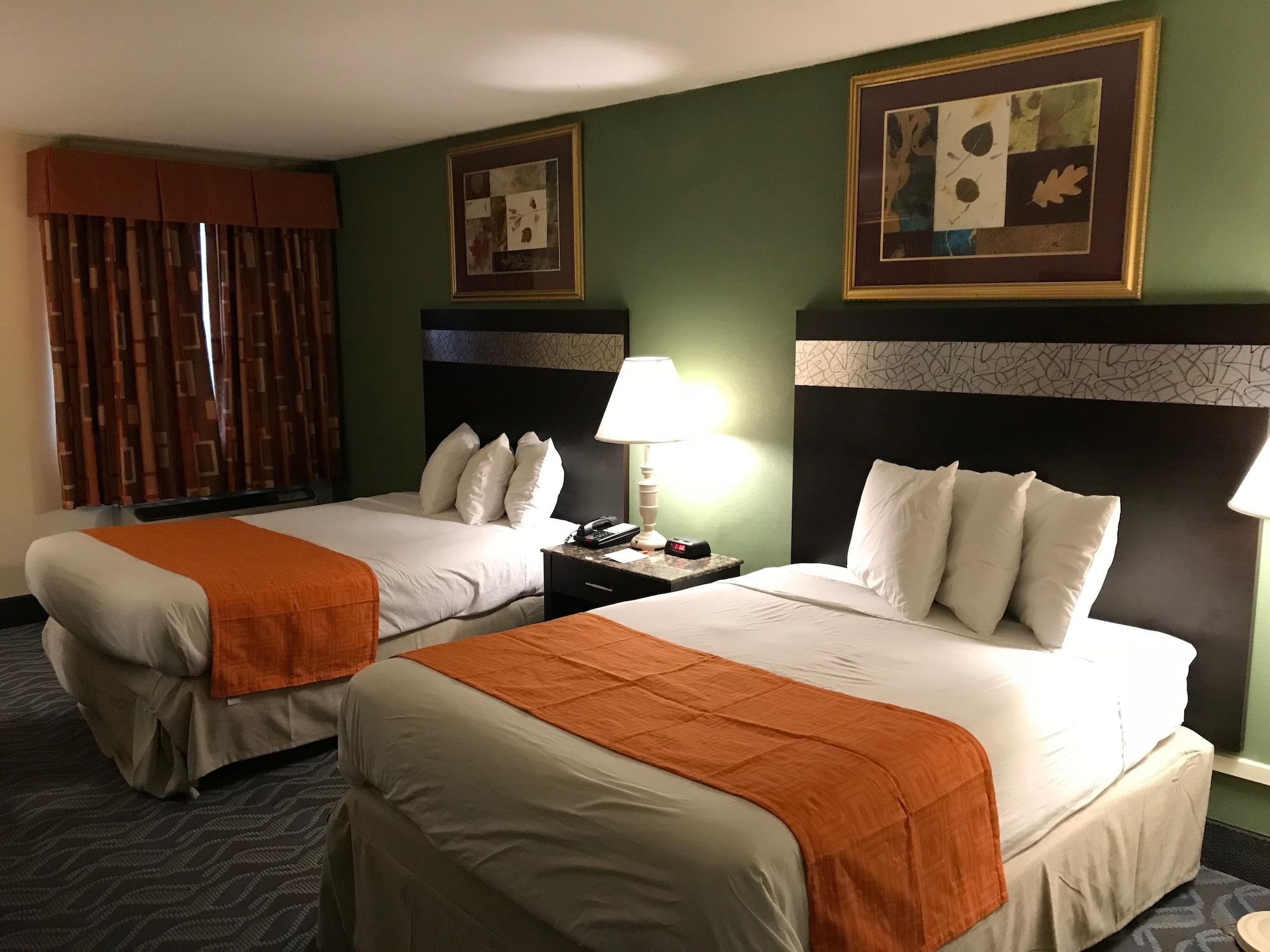 Howard Johnson By Wyndham Newark Airport Exterior photo