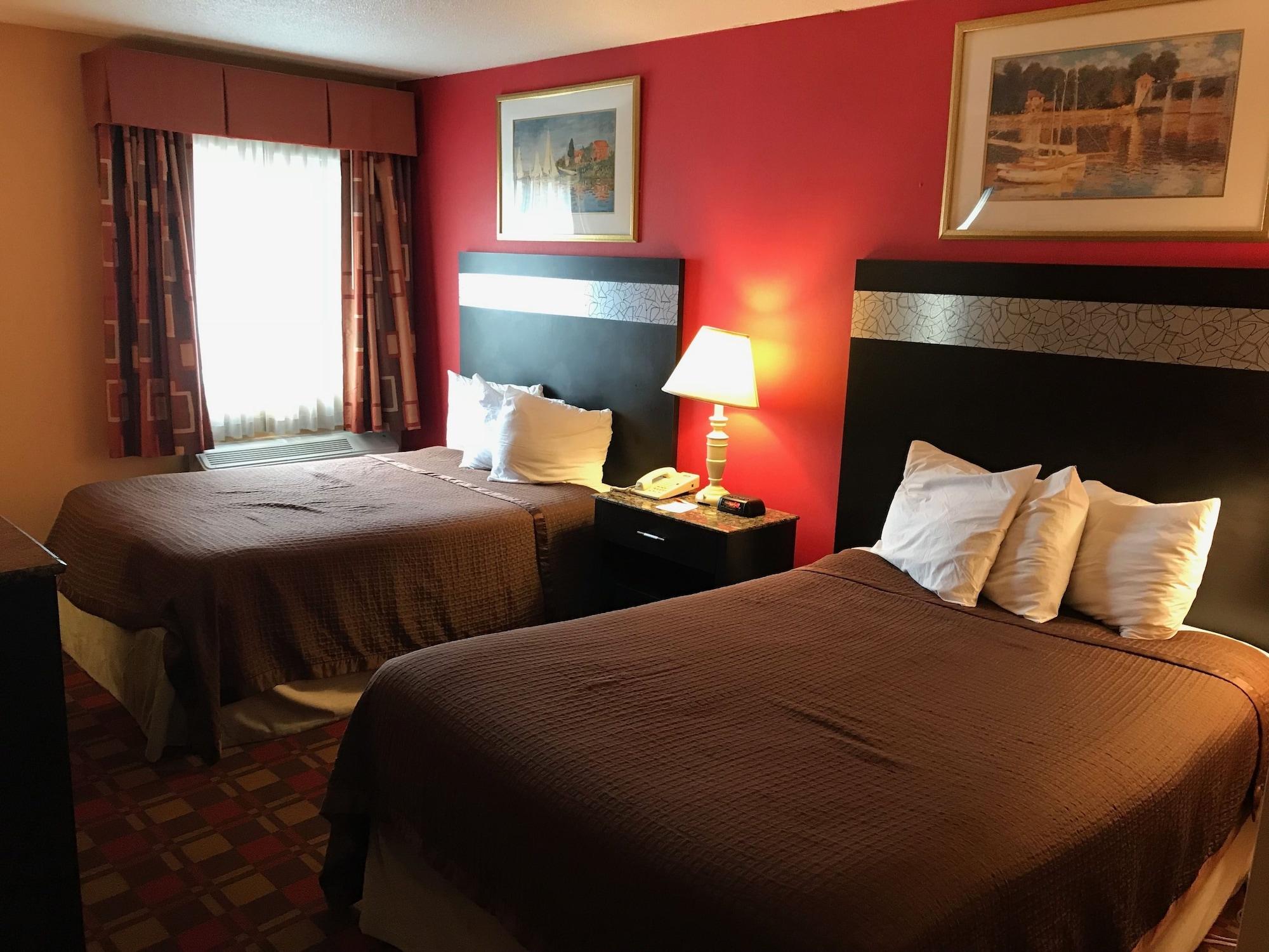 Howard Johnson By Wyndham Newark Airport Exterior photo